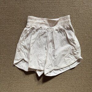 Lululemon — Track That High-Rise Lined Short 5"